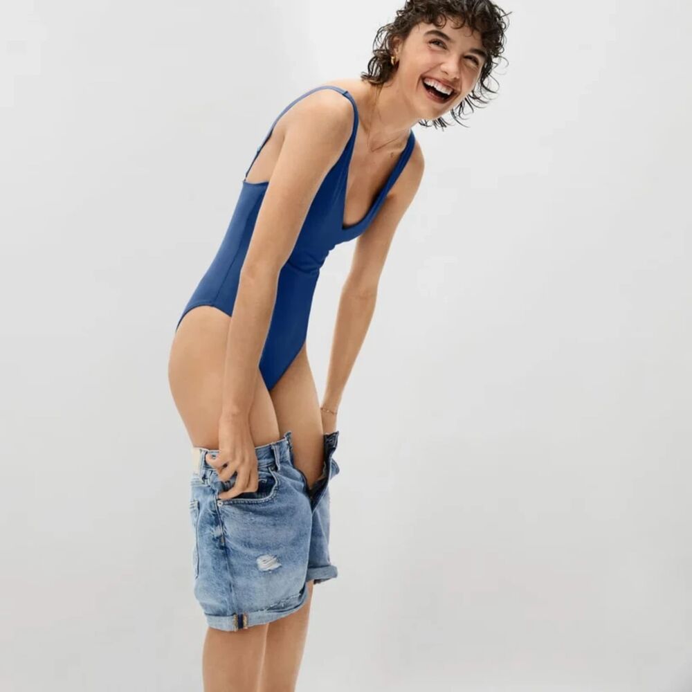 Everlane The V Neck One Piece Swimsuit Size Medium Vacation Beach Cruise Blue